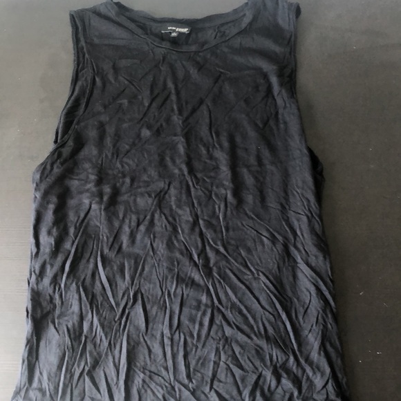 Wilfred Loose Sleeveless Top in Black - Picture 2 of 2